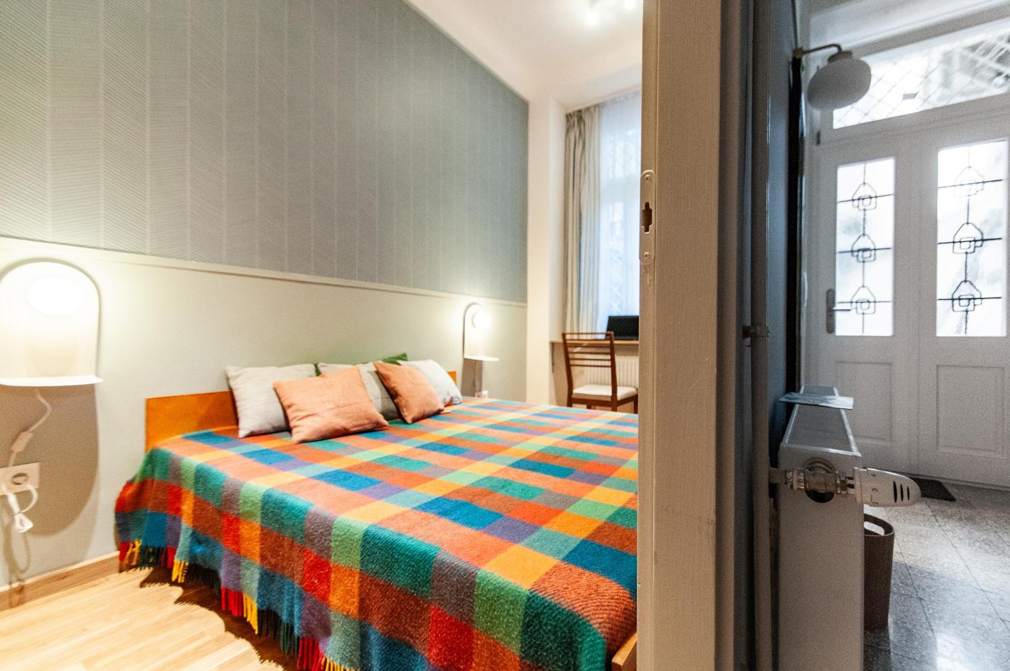 Spacious Family Along River Side, In The Heart Of Buda Apartament *