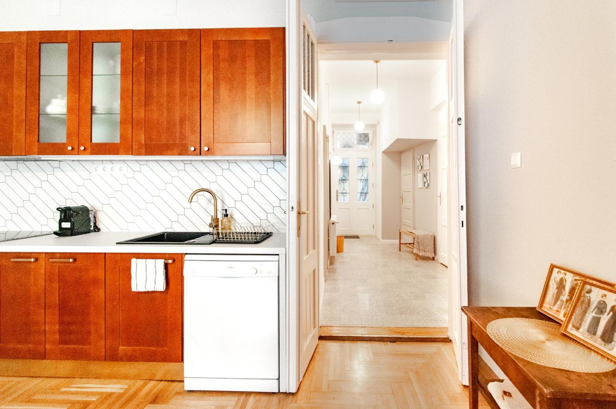 Apartament Spacious Family Along River Side, In The Heart Of Buda